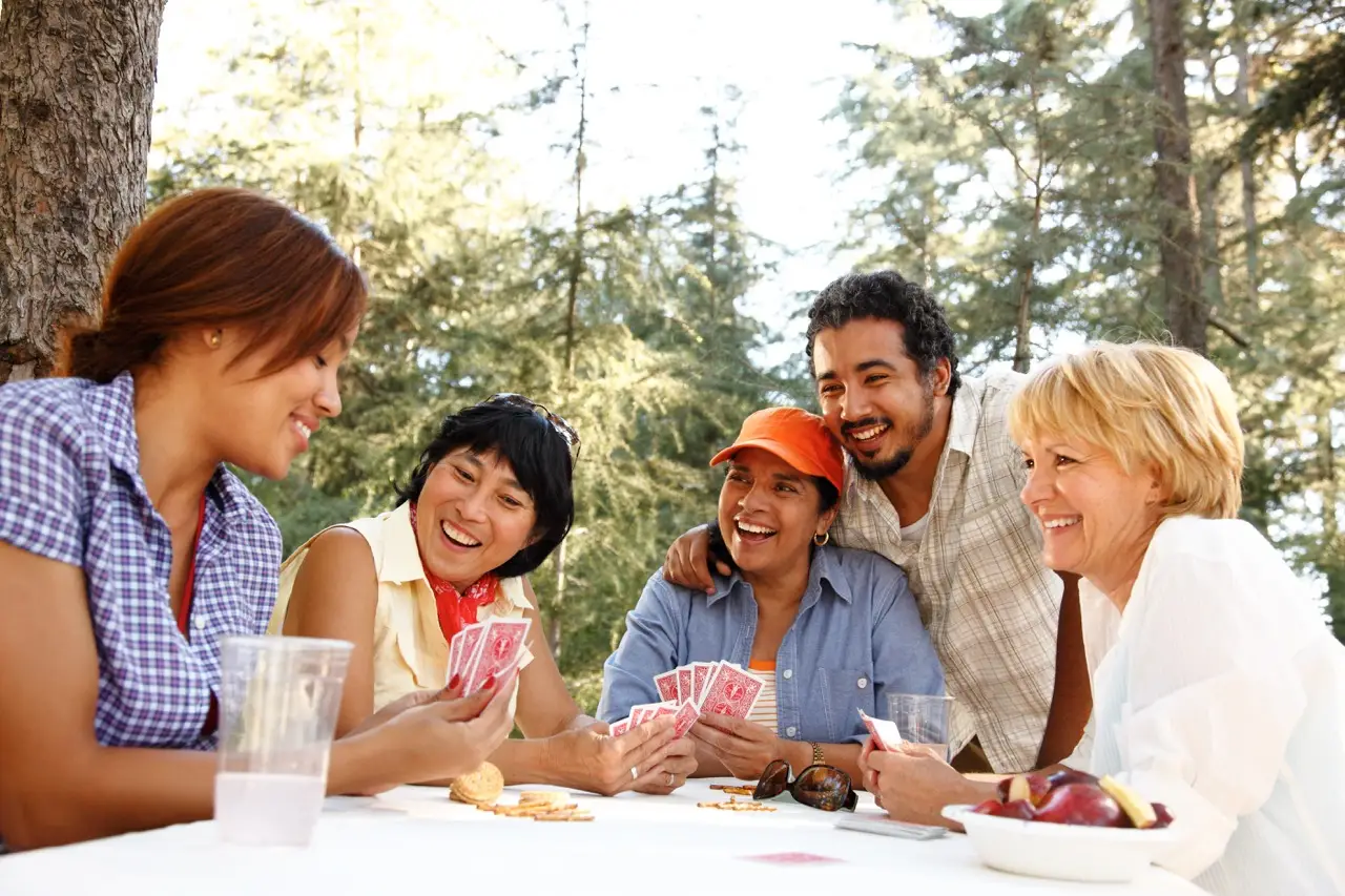 parents in a supportive parenting community